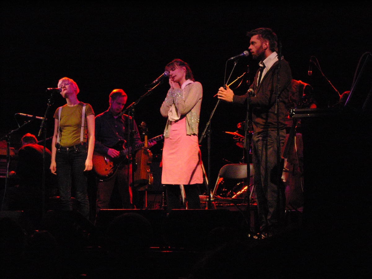 múm performing live in Boston.